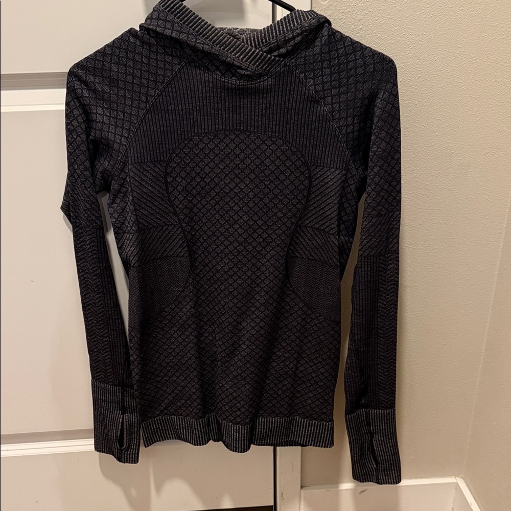 Lululemon Black Textured Long Sleeve Hoodie